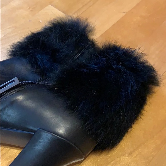 Shoes - Picture 2 of 6